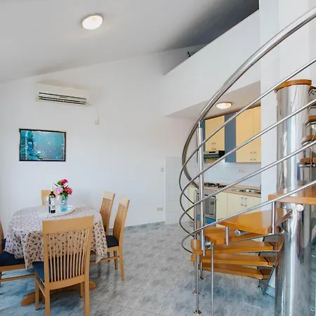 בית הארחה Vrlika