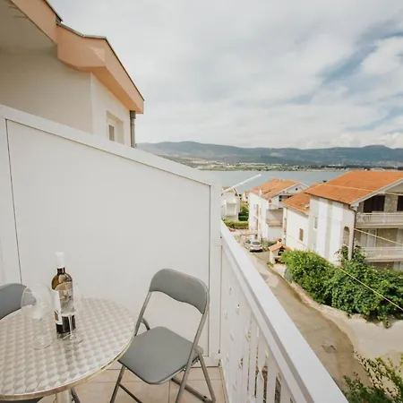 Vrlika Vendégház Trogir