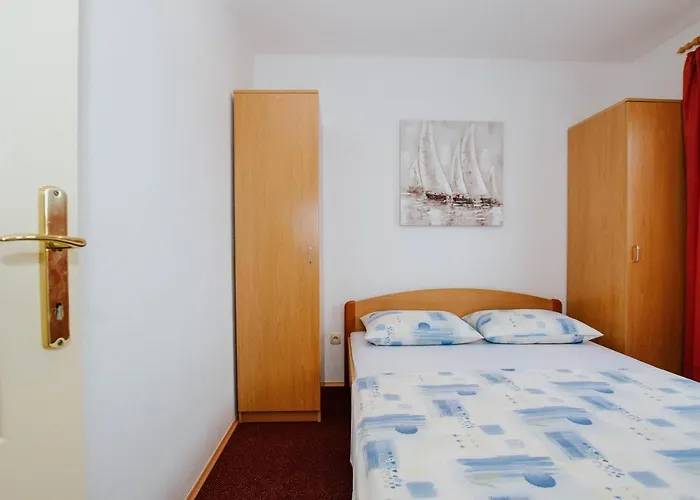 Vrlika בית הארחה טרוגיר