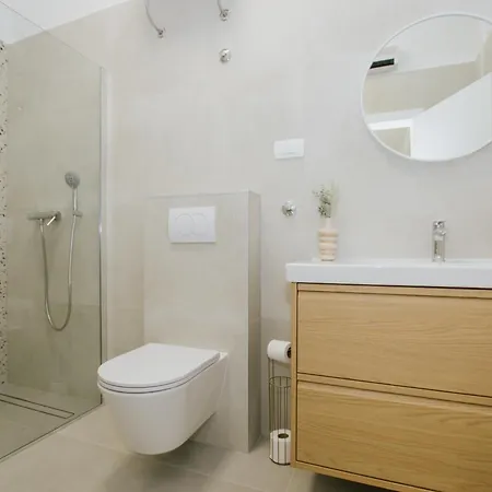 בית הארחה Vrlika 3*