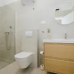 Πανσιόν Vrlika 3*