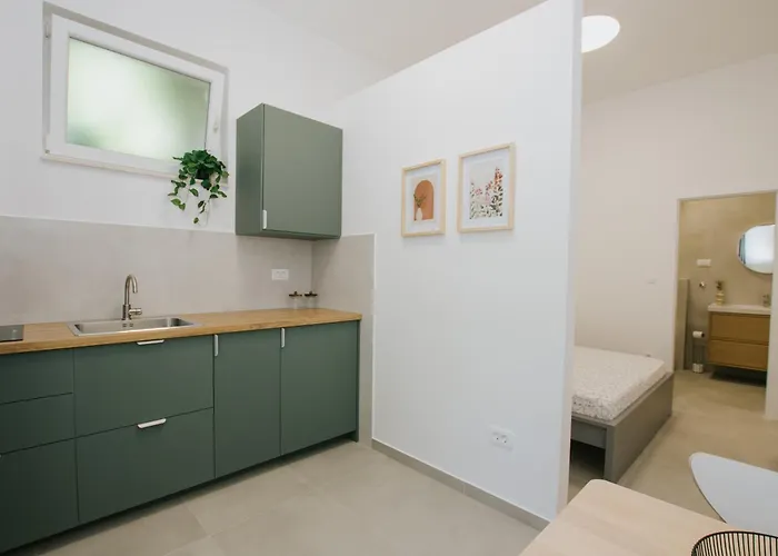 Vrlika 3* 特罗吉尔